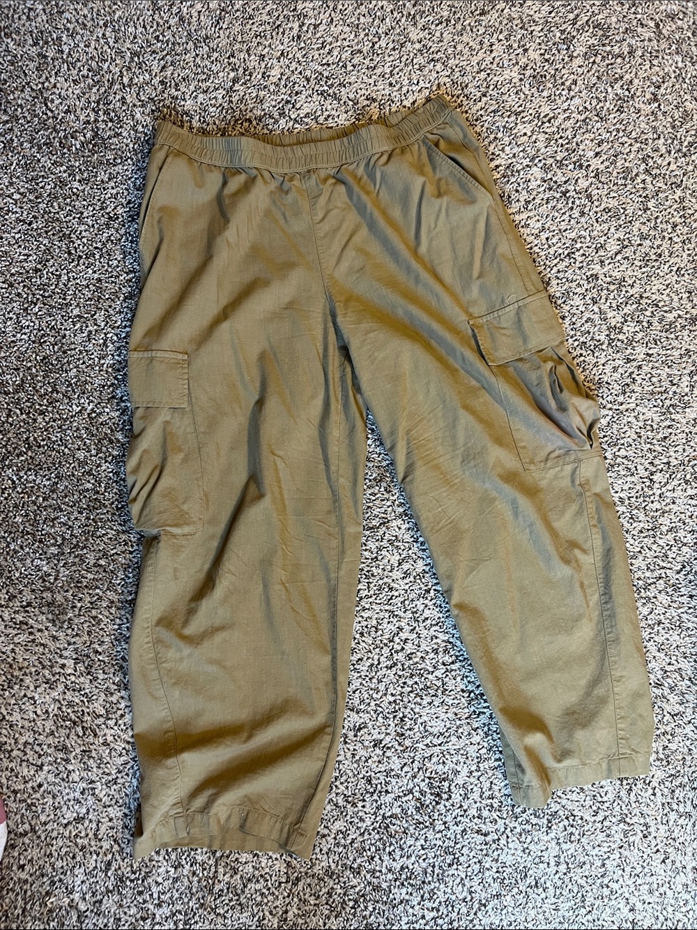 Universal Thread Olive Green Cargo Pants - Elastic Waist